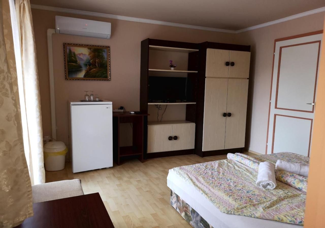 Vitorlas Apartmanhaz Siófok Exteriör bild