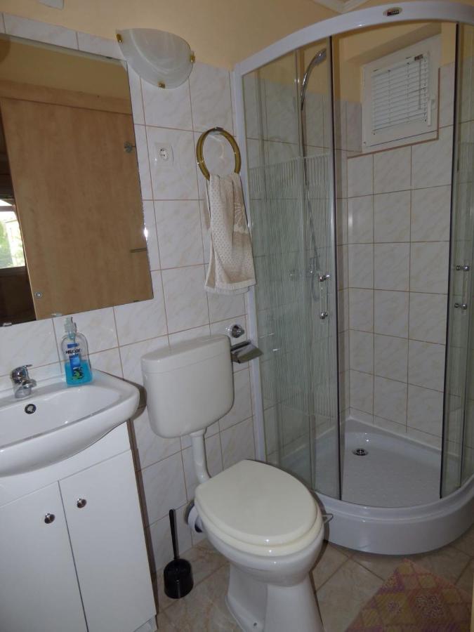 Vitorlas Apartmanhaz Siófok Exteriör bild